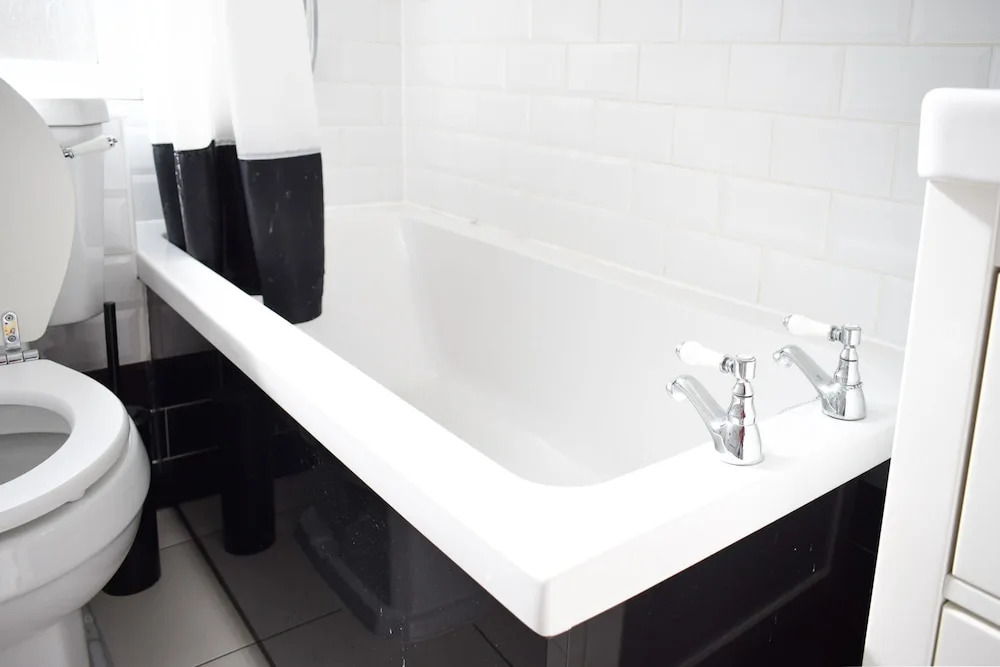 Bright 1 Bedroom Apartment in Edinburgh
