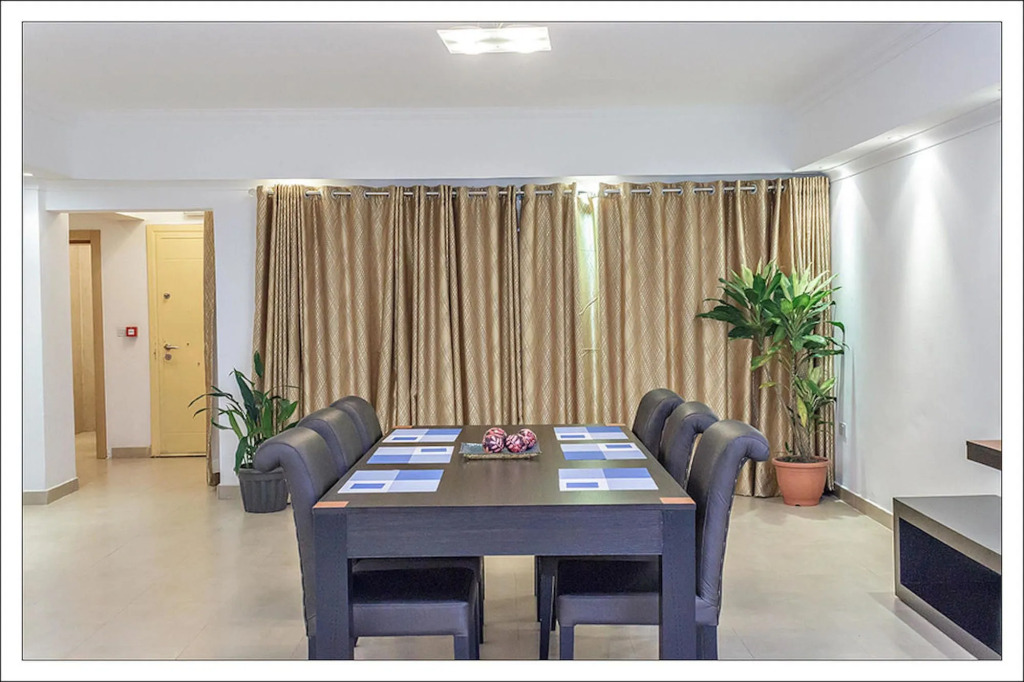 Reeve Court Apartment