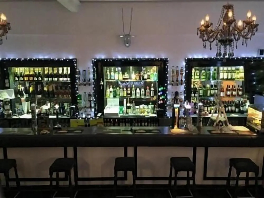 Highlands Hotel and bar