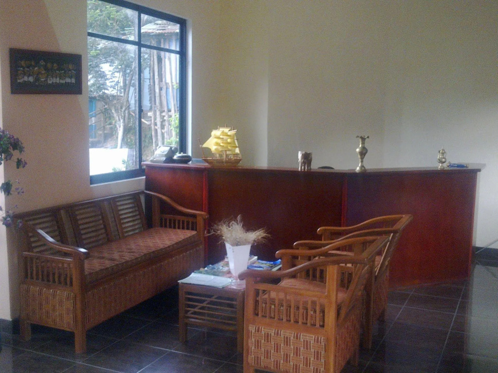 Blue sky Guest House And Restaurant