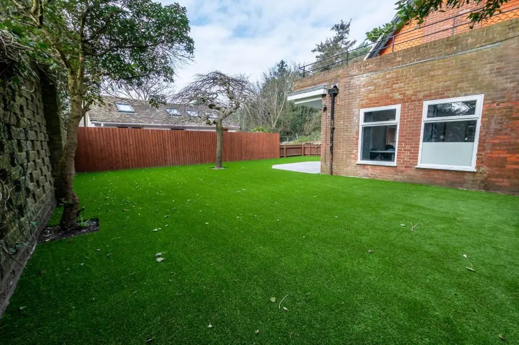 The Manor - Large Luxury home in Bournemouth - Sleeps 12+