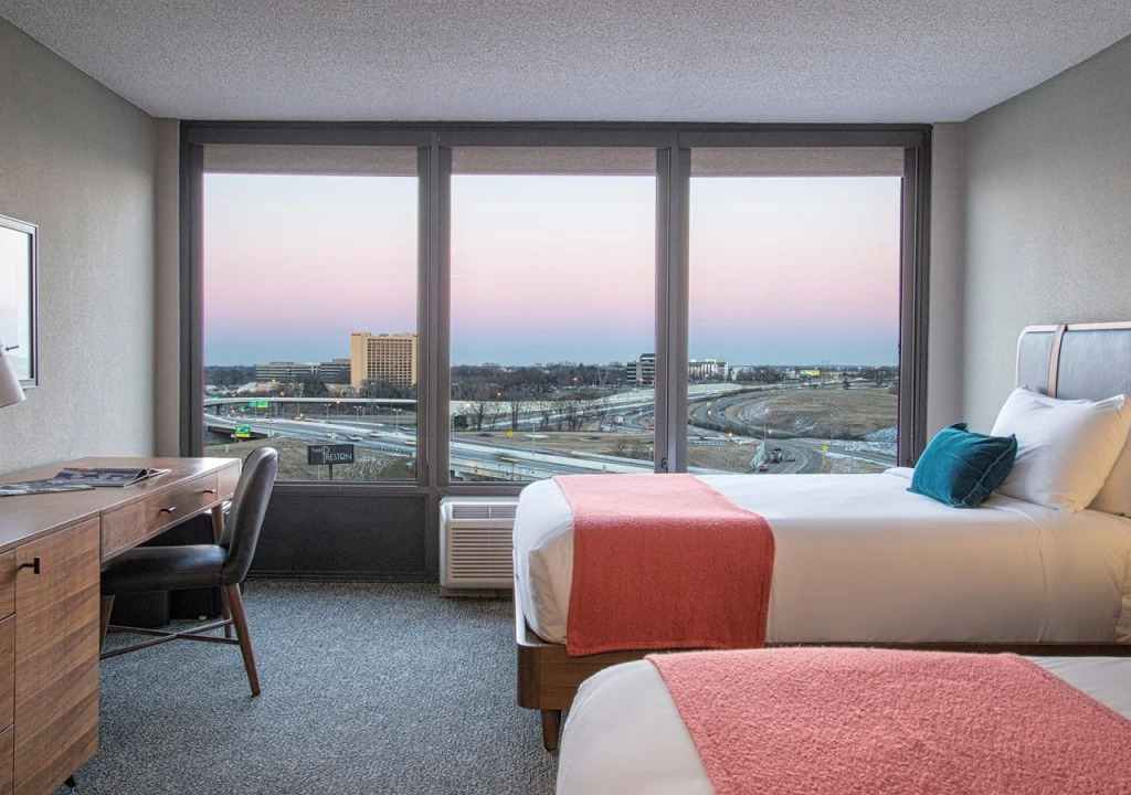 Delta Hotels by Marriott Nashville Airport