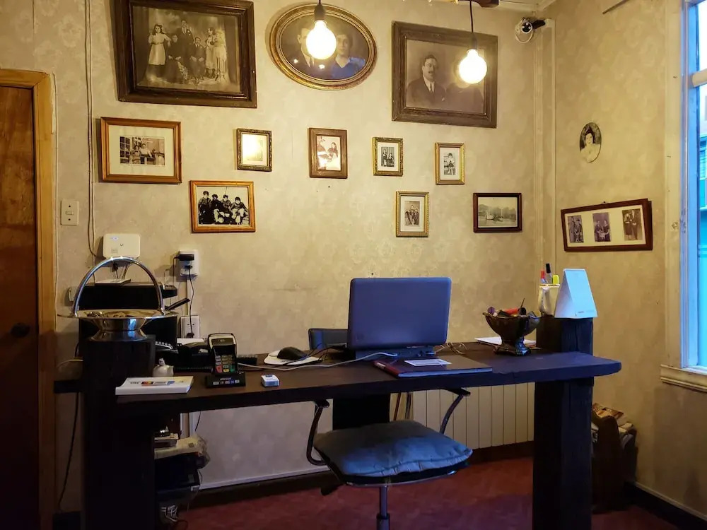 Antiguos Bed and Breakfast