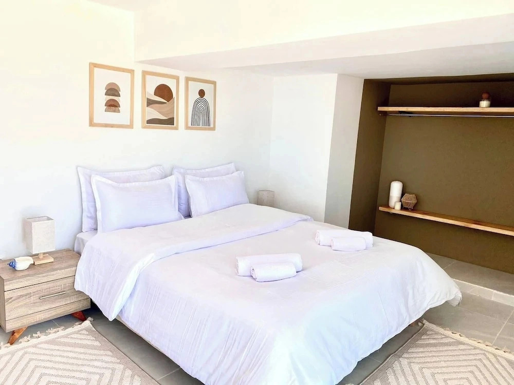Elegant Beachfront Apartment in La Marsa With Panoramic Sea Views