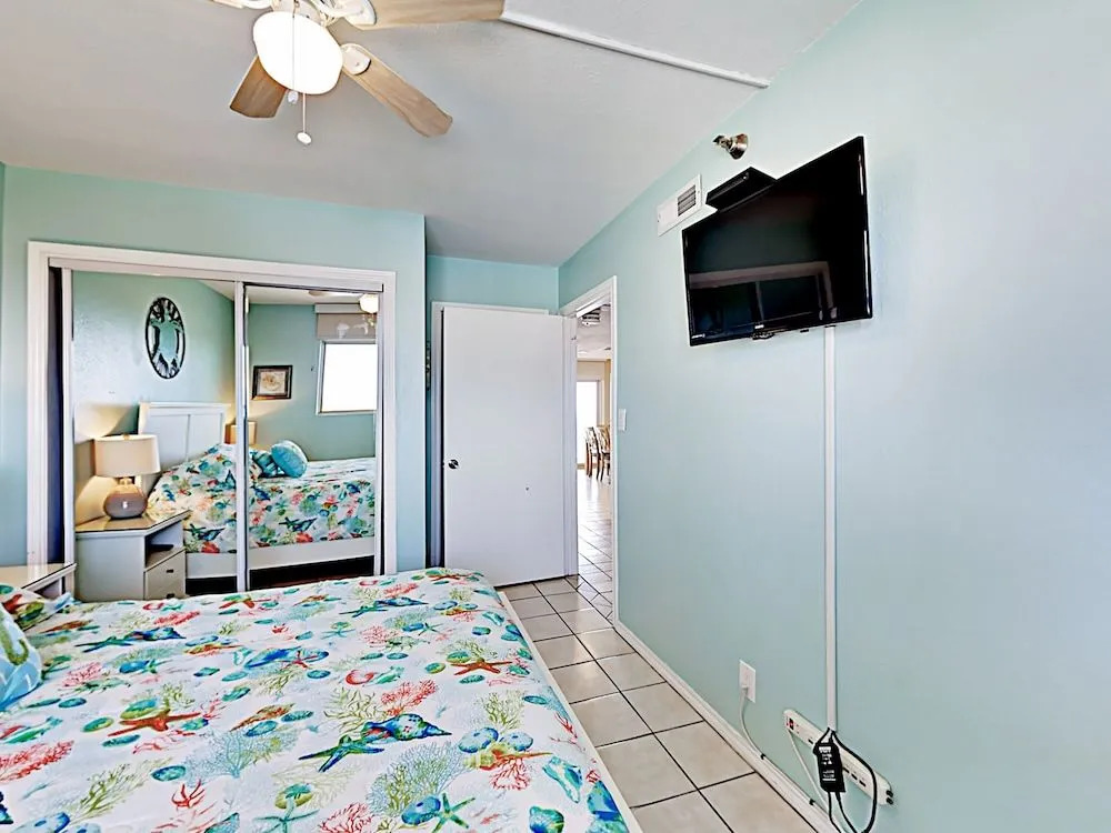 Gulf-Front Unit 702 - 2 Br Condo
