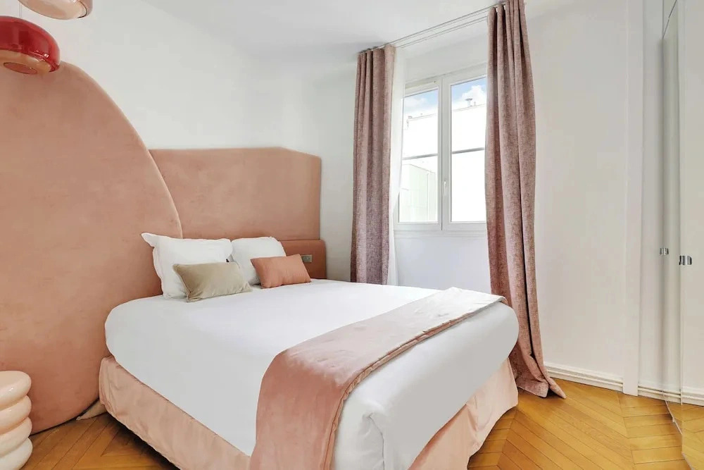 Spacious Home in Paris-republique