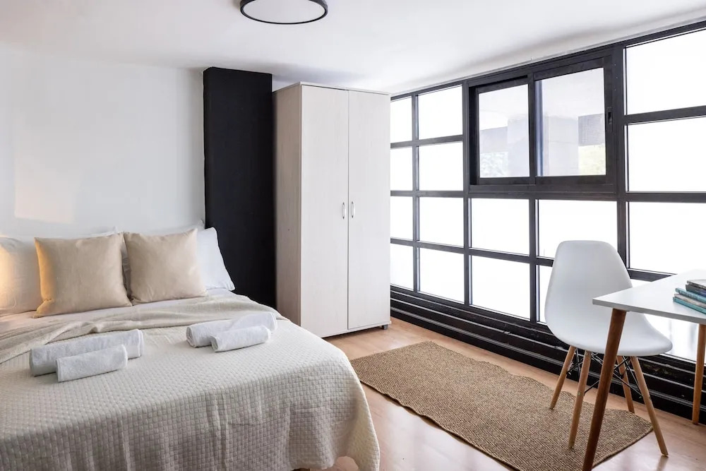 Maya New Guest House -Panoramic Sea&CityCentre View, Haifa