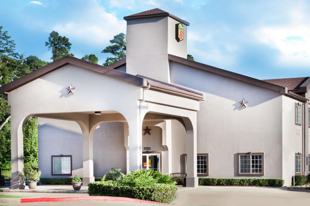 Super 8 Huntsville
