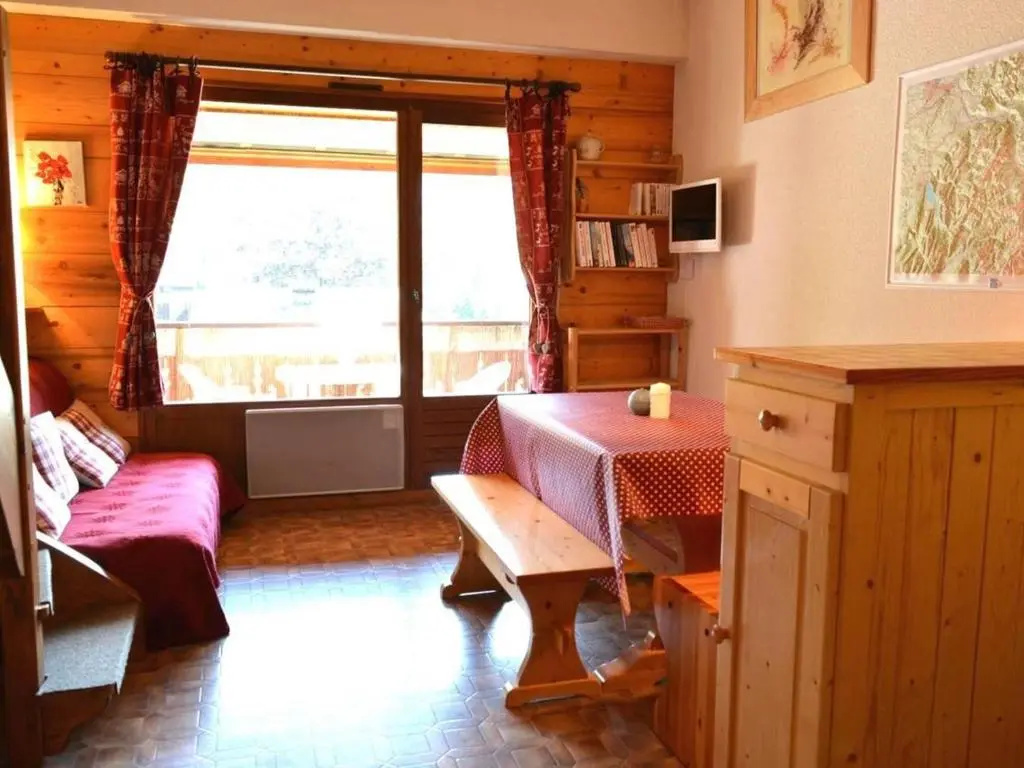 Appartement Le Grand-Bornand, 1 pièce, 6 personnes - FR-1-241-59