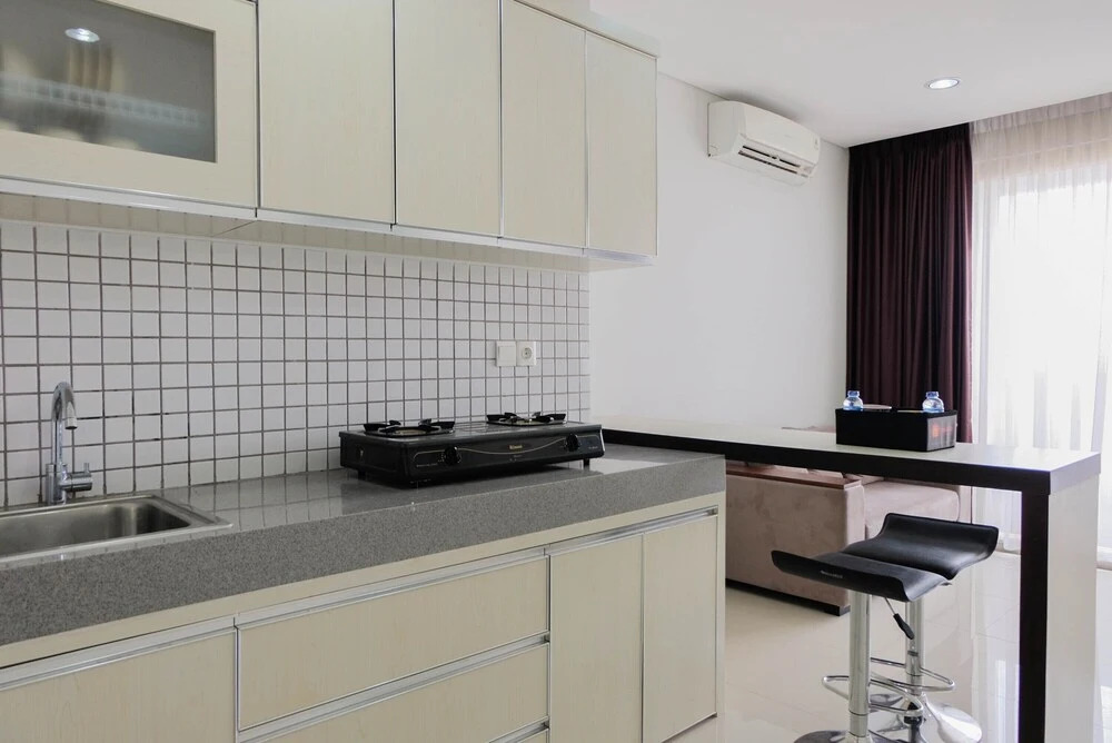 Luxurious and Comfy 2BR Paddington Heights Alam Sutera Apartment