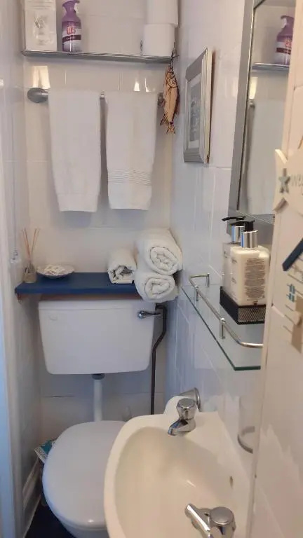 Marjune Guest House