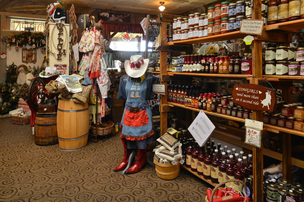 Buffalo Bill Village Cabins