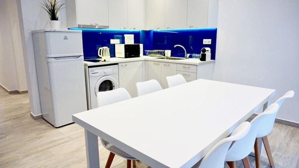 Modern & Central Apt in Athens
