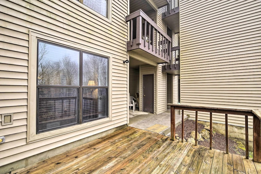 Deck & Grill: Modern Sugar Mtn Escape!