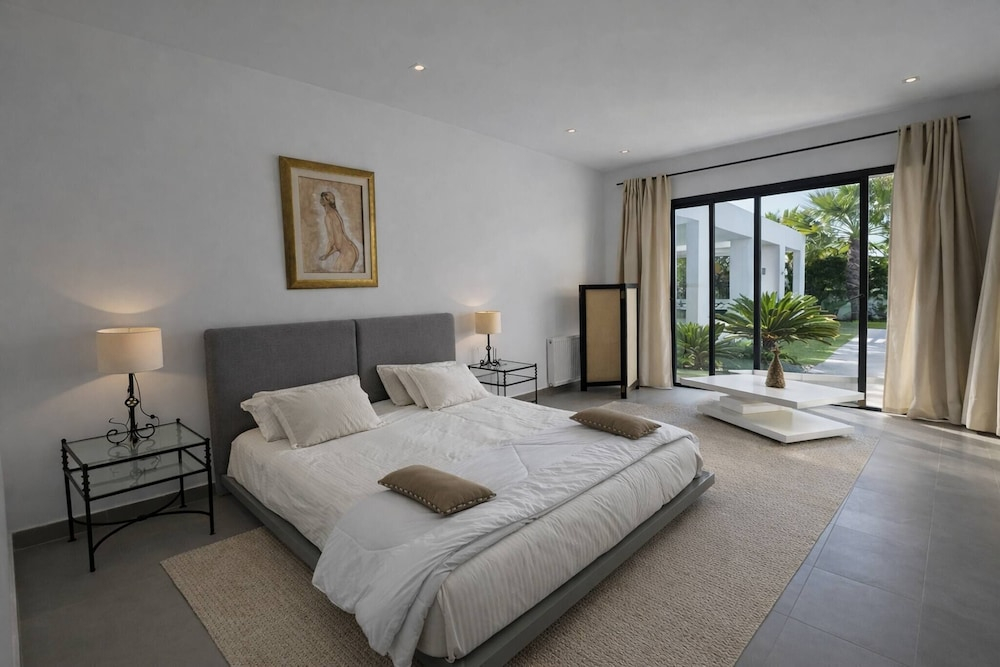 Villa Solreya Contemporary oasis with pool
