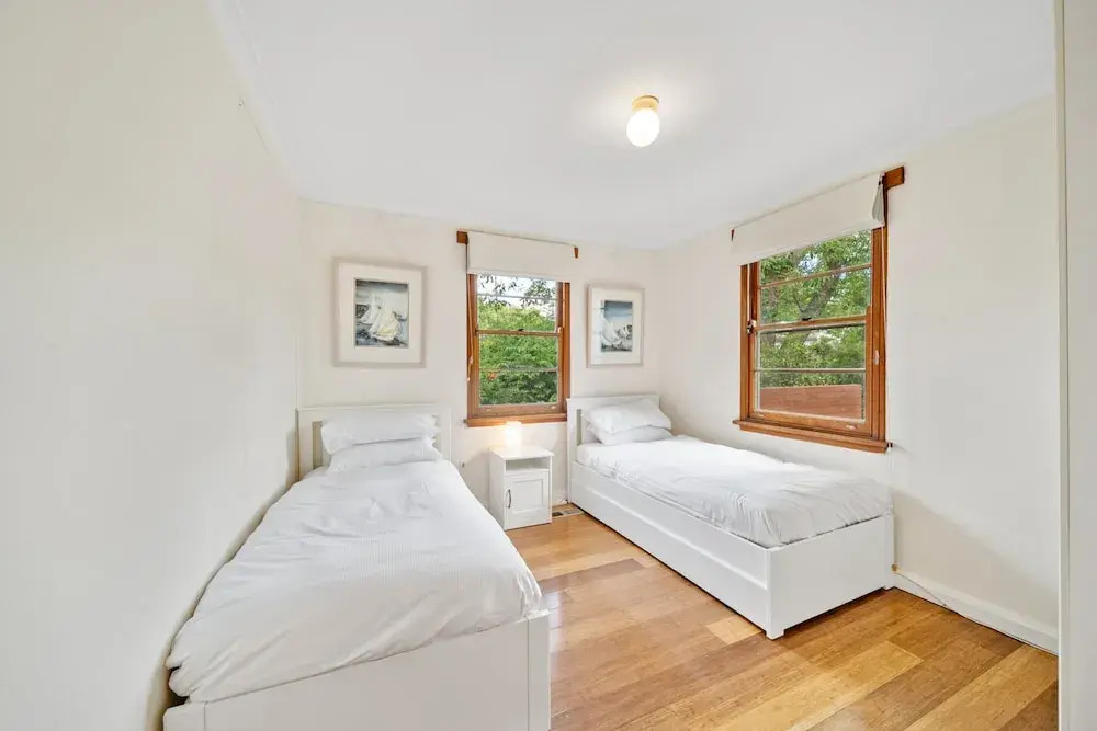 Comfortable 3-Bed Haven Near Canberra Attractions