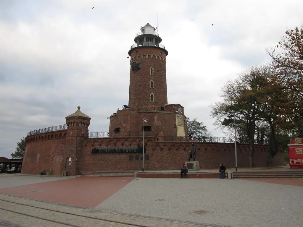 Jasnoszary Apartament Sun Seasons 24 w Kołobrzegu Blisko Morza by Noclegi Renters