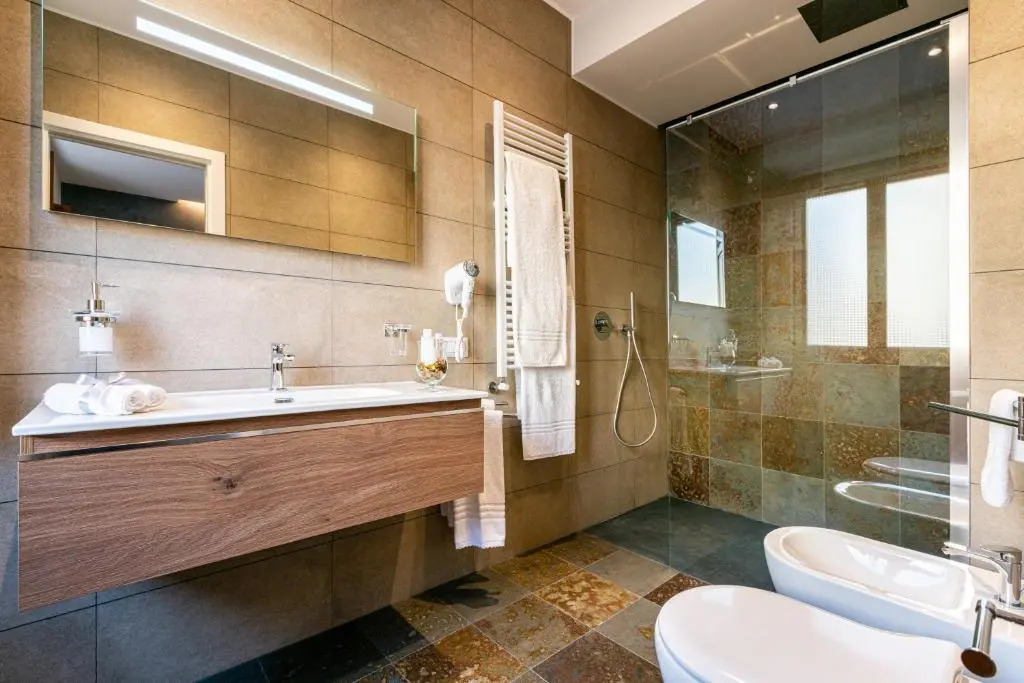 Marcus Suite