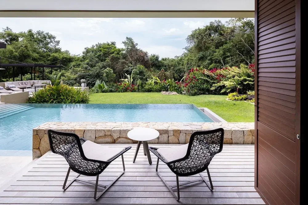 w Mind-blowing 4BR Villa w Pool at Mesa de Yeguas