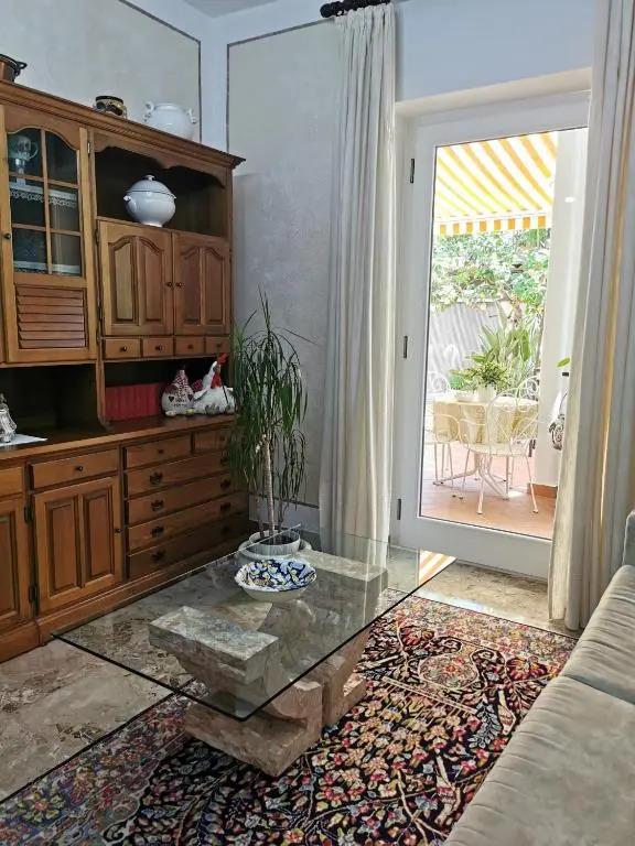 "Lemon Tree House"for Climbers and Mtb