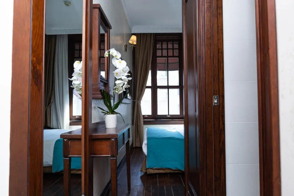 Atik Palas Hotel