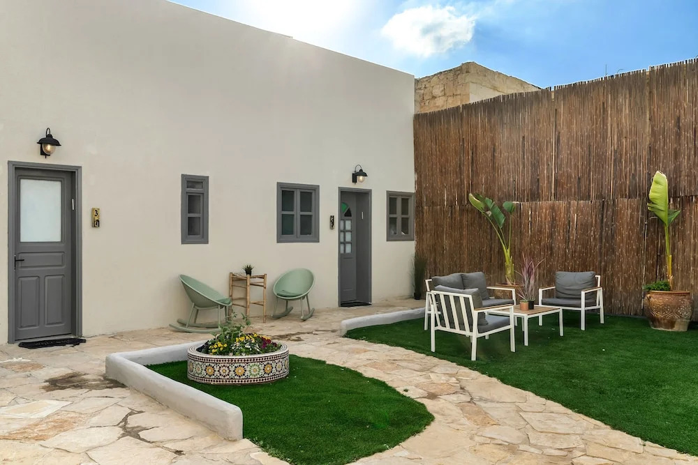 Helios Boutique by La Finca Hotels - עיצוב מהמם , מטבחון בכל חדר וחניה חינם בקרבה לשדרת אוכל ומסעדות!