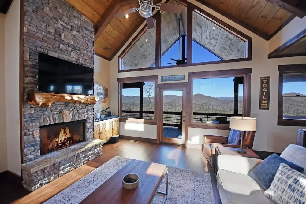 High Ridge Lodge- Epworth GA