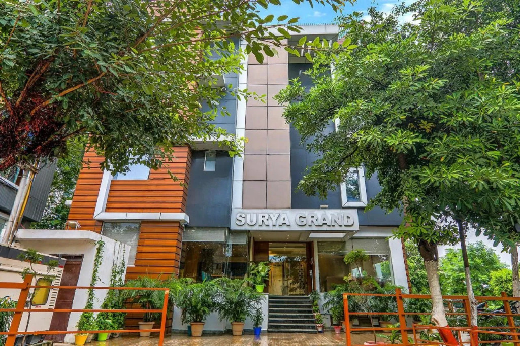 Hotel Surya Grand By OYO Rooms