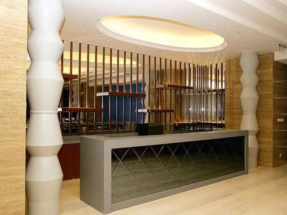 Rosedale Hotel & Suites Nantong