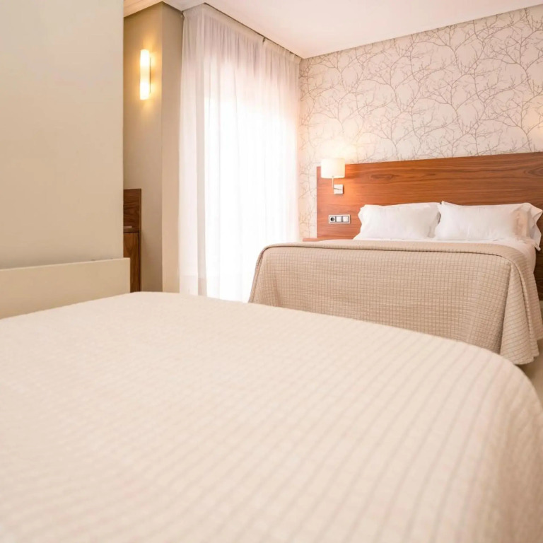 Hotel Piramide