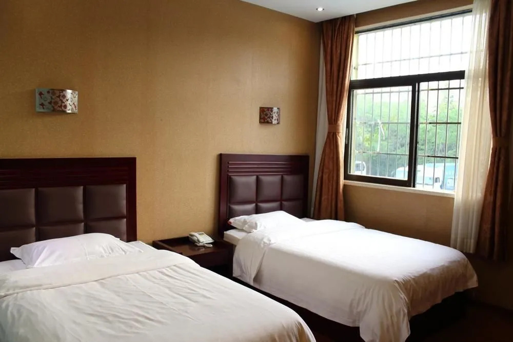 Jiabaihe Commercial Hotel