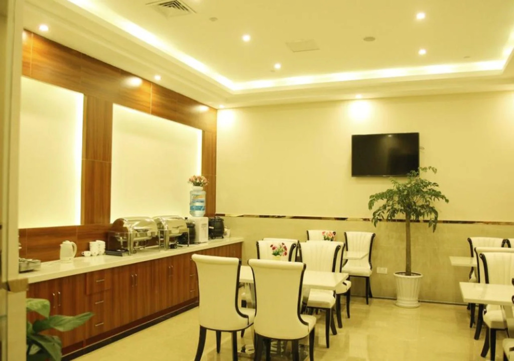 GreenTree Inn Shanxi Taiyuan Zoo Park N Wohushan Road Express Hotel