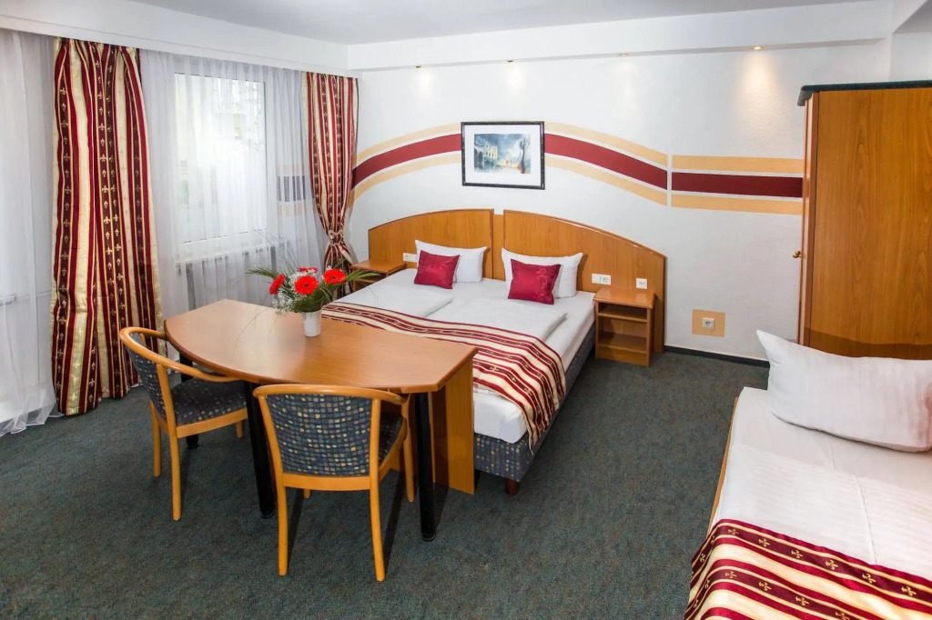 Hotel Condor