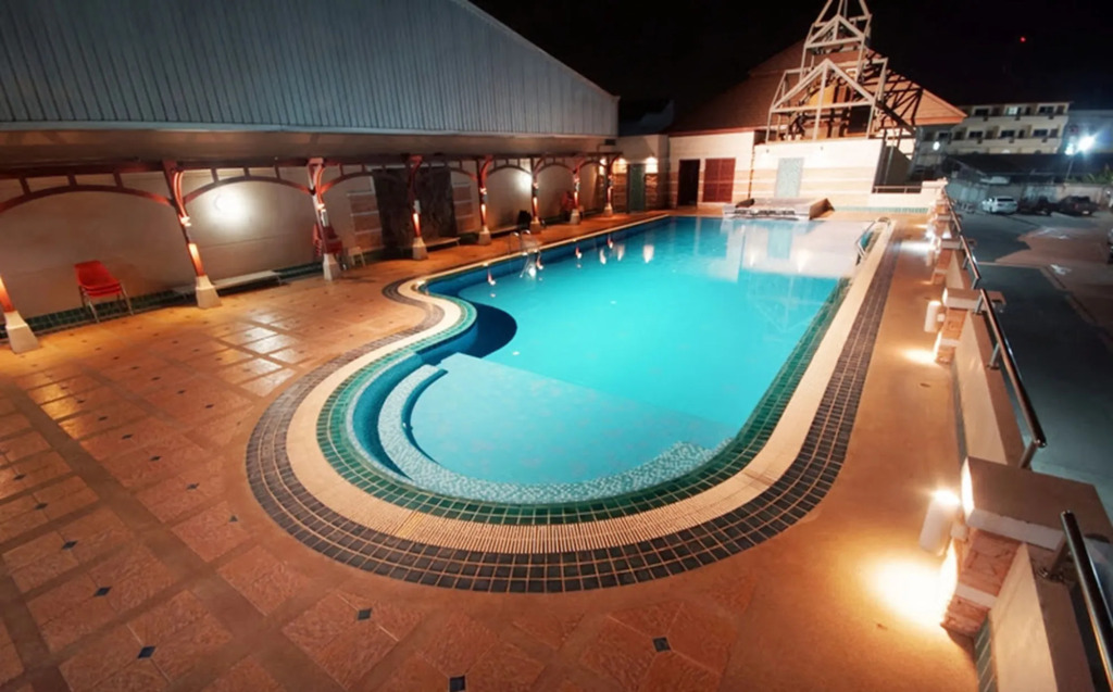 Dhevaraj Hotel