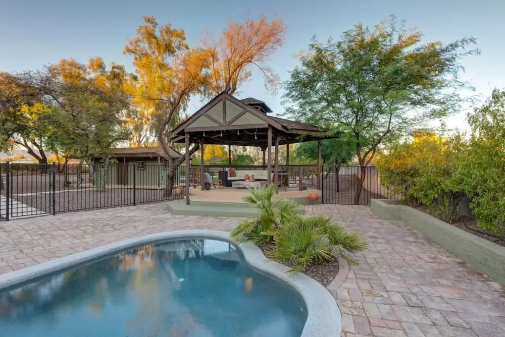 Golfers Paradise Heated Pool and BBQ Firepit Bliss, Scottsdale