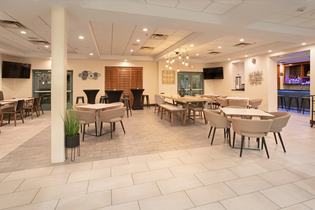 Holiday Inn & Suites Goodyear - West Phoenix Area by IHG