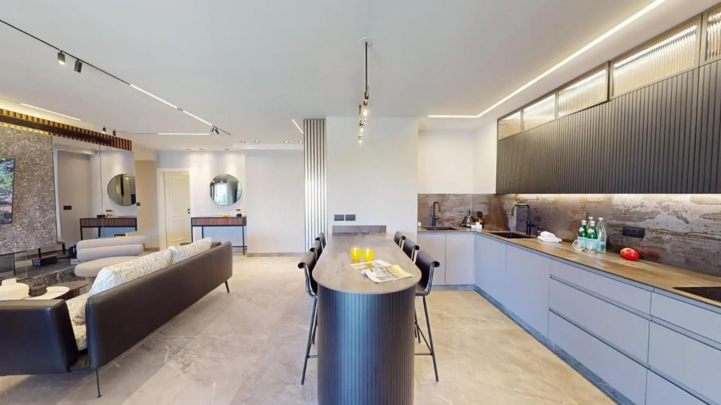 KING DAVID RESIDENCES - Pool & Gym