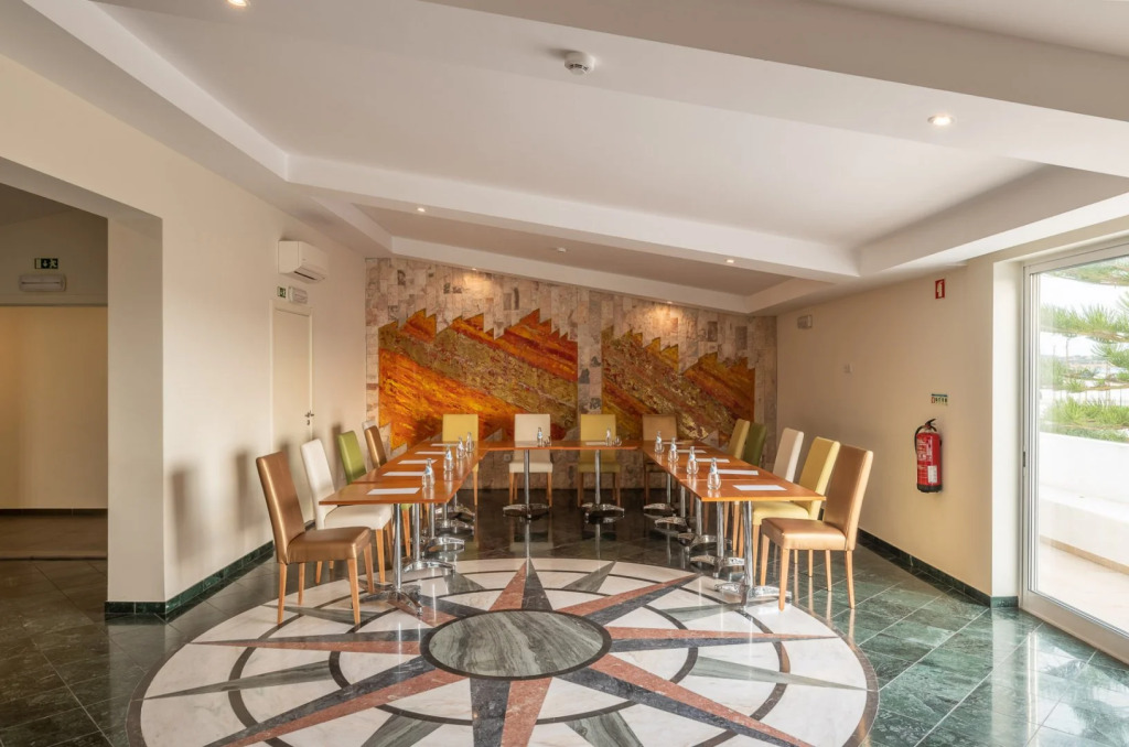 Lagoa Hotel