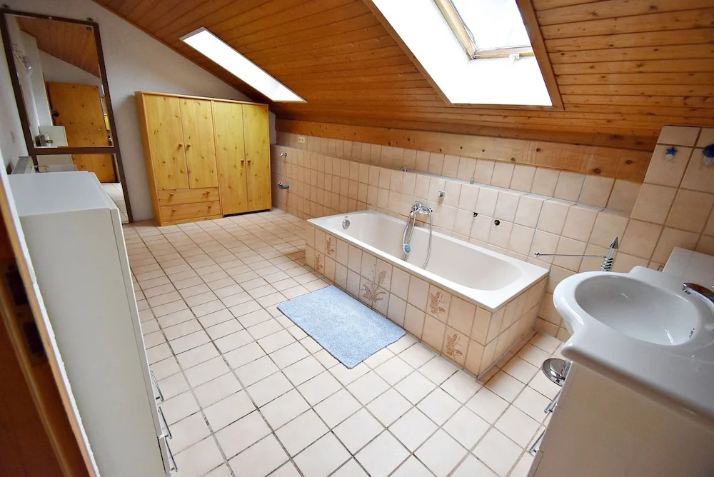 Seehaus Mamming - Hotel - Schlaffässer - Biergarten - Camping
