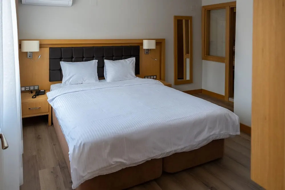 Lotus Park Hotel