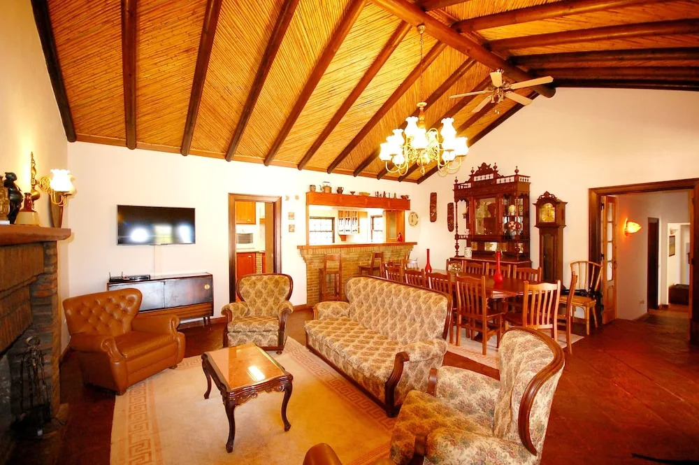 Rustic Villa Tavira with Mountain Views and Pool