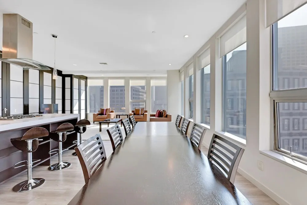 1010 Wilshire Serviced Apts
