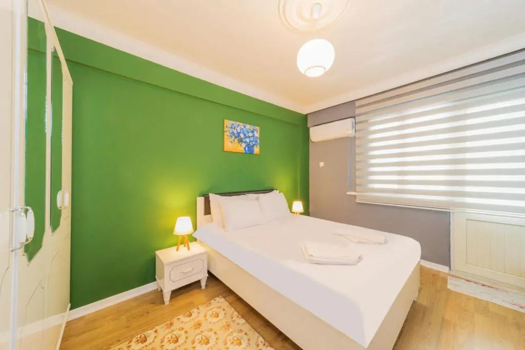 Central Flat Close to the Beach in Muratpasa