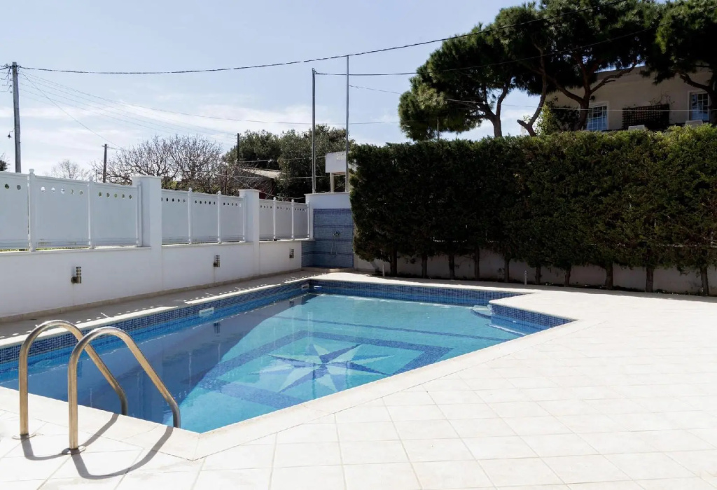 Villa dIrene-near athens airport , 200 meters from the beach davis