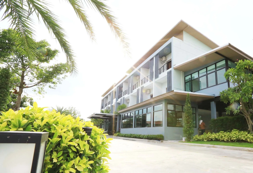 Ray Hotel Buriram