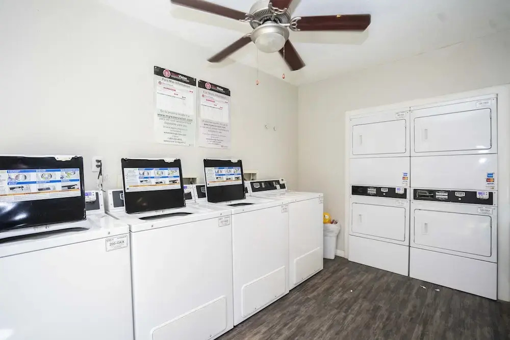 OYO Apartments at Broadmead