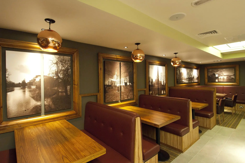 Premier Inn Stratford-Upon-Avon Central
