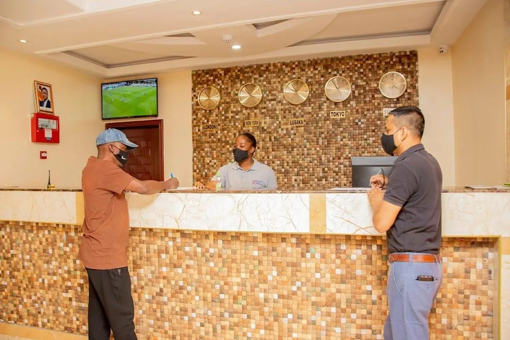 HOTEL AFRICANA LSK