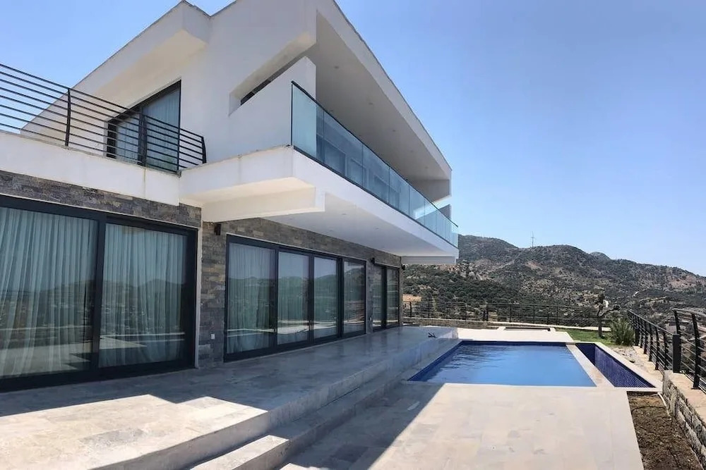 Villa VIP