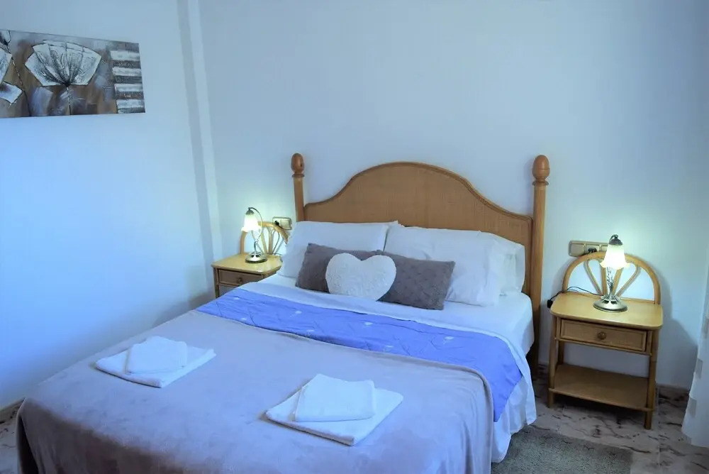 Upper floor Apartment semi-private pool